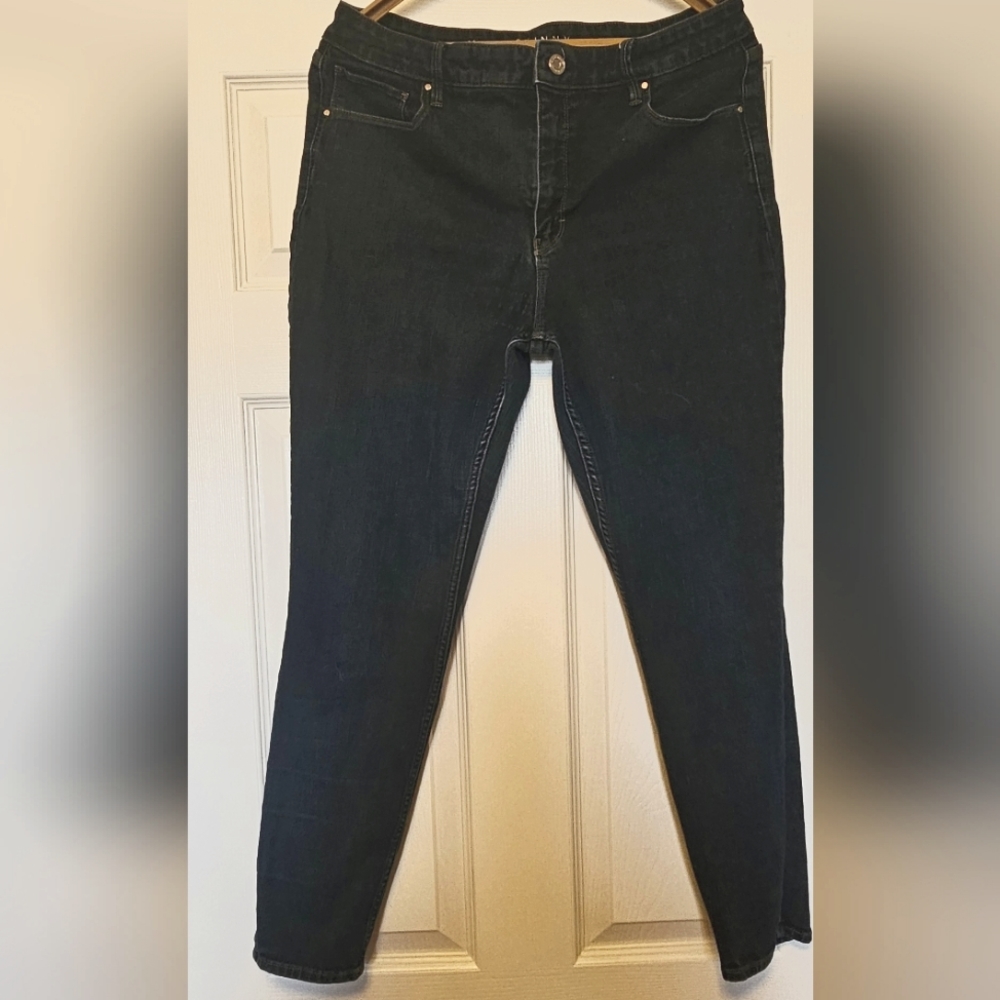 WHBM skinny ankle jeans, dark rinse, size 14